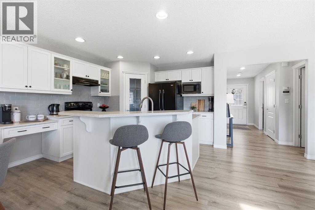 124 Prestwick Estate Way SE, Calgary, Alberta  T2Z 3M2 - Photo 14 - A2293077