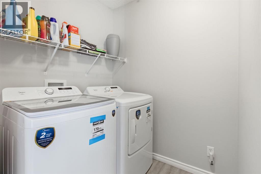 124 Prestwick Estate Way SE, Calgary, Alberta  T2Z 3M2 - Photo 19 - A2293077