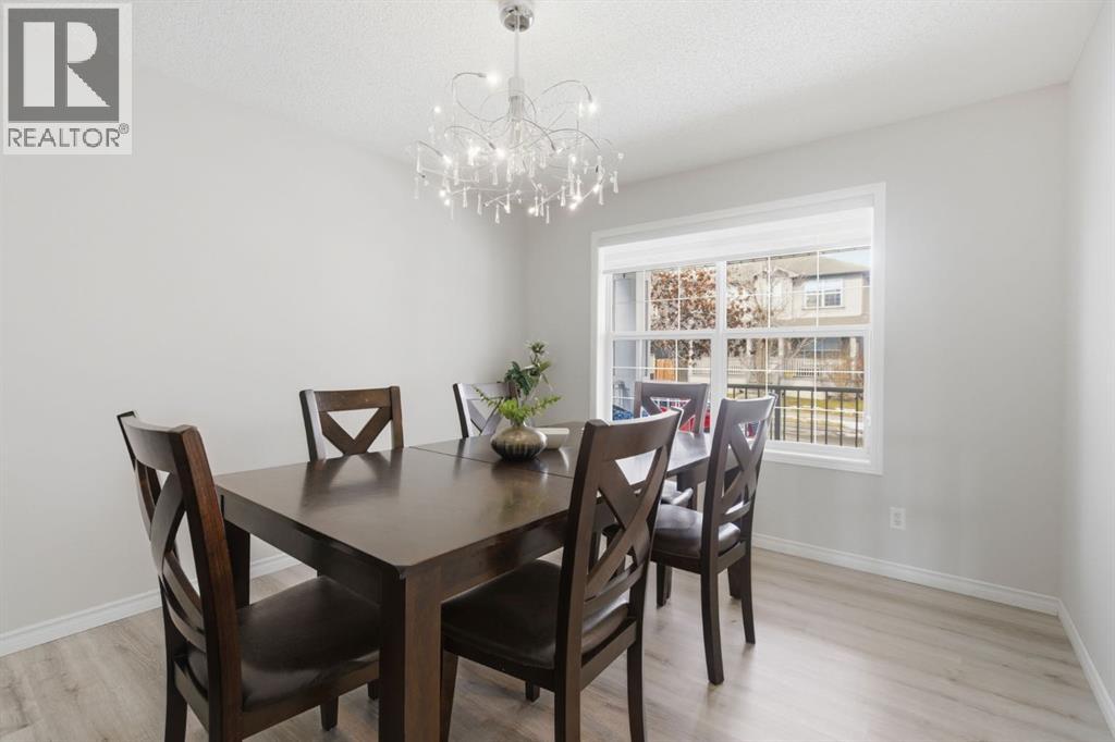 124 Prestwick Estate Way SE, Calgary, Alberta  T2Z 3M2 - Photo 4 - A2293077