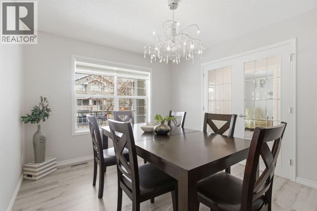124 Prestwick Estate Way SE, Calgary, Alberta  T2Z 3M2 - Photo 3 - A2293077