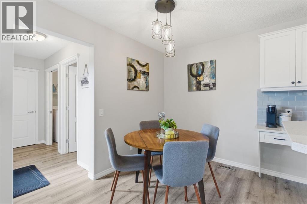 124 Prestwick Estate Way SE, Calgary, Alberta  T2Z 3M2 - Photo 17 - A2293077