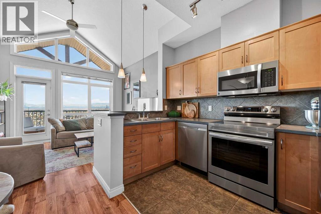 10, 169 Rockyledge View Nw, Calgary, Alberta  T3G 6B1 - Photo 5 - A2296261