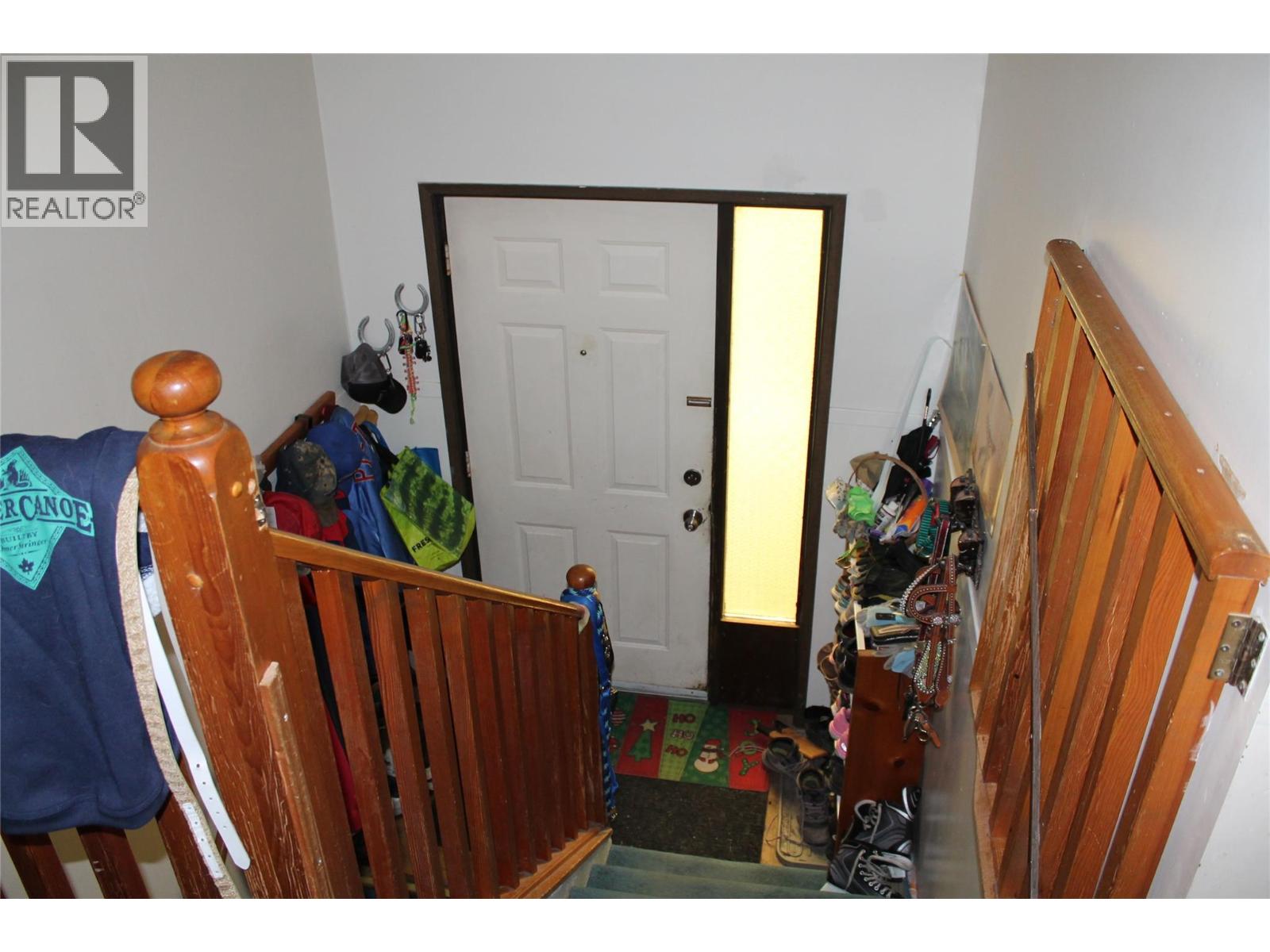 3799 38th Street, Vernon, British Columbia  V1T 7J3 - Photo 4 - 10382700