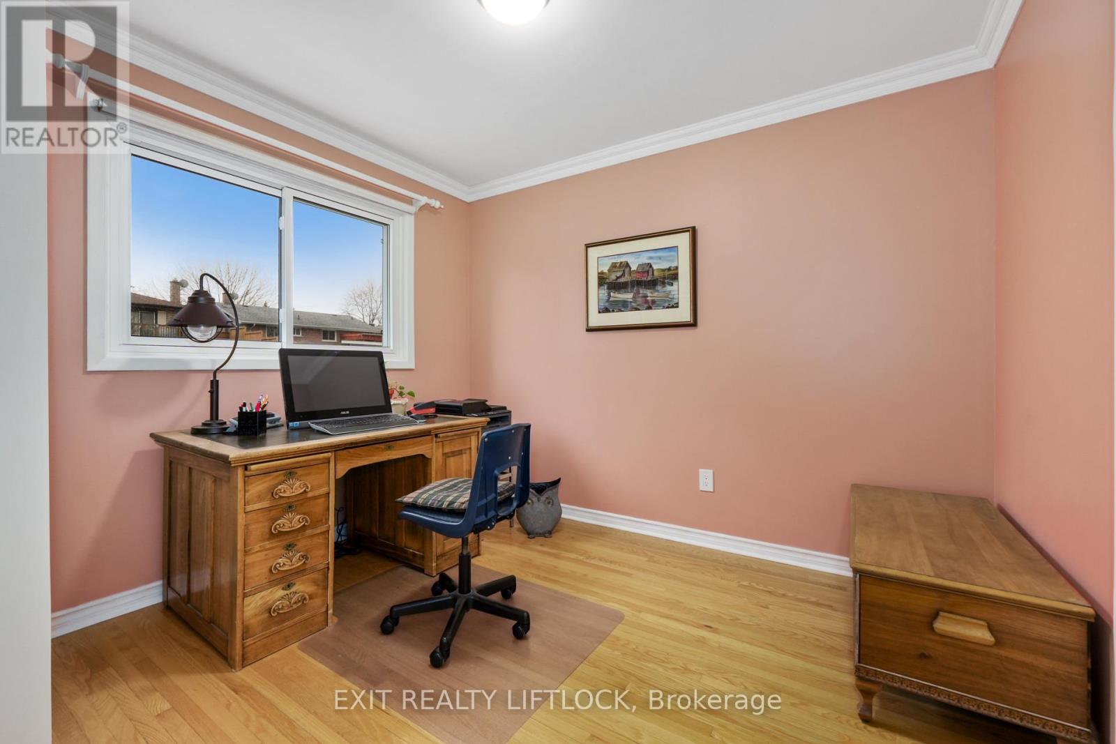 273 Maxwell Avenue, Peterborough, Ontario  K9J 1B4 - Photo 9 - X12991020