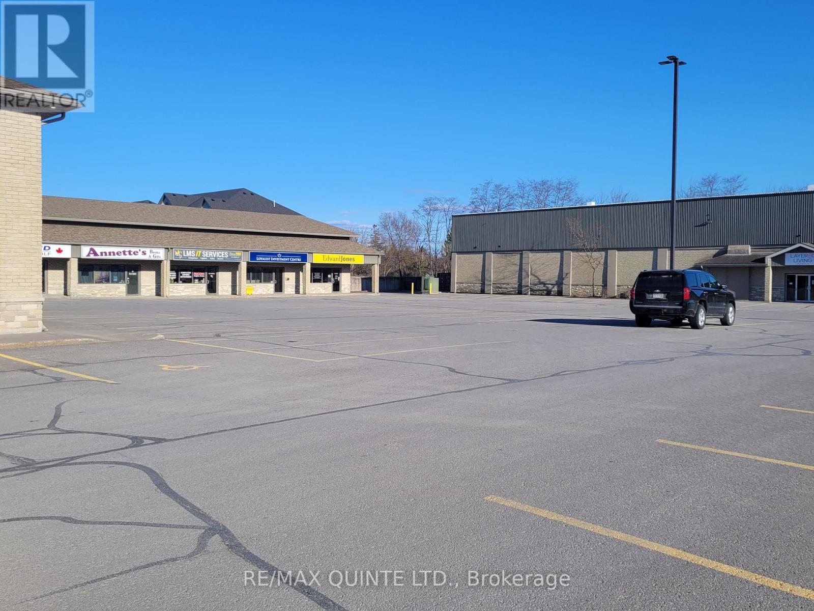 393 Sidney Street, Belleville, Ontario  K8P 3Z9 - Photo 9 - X12991050