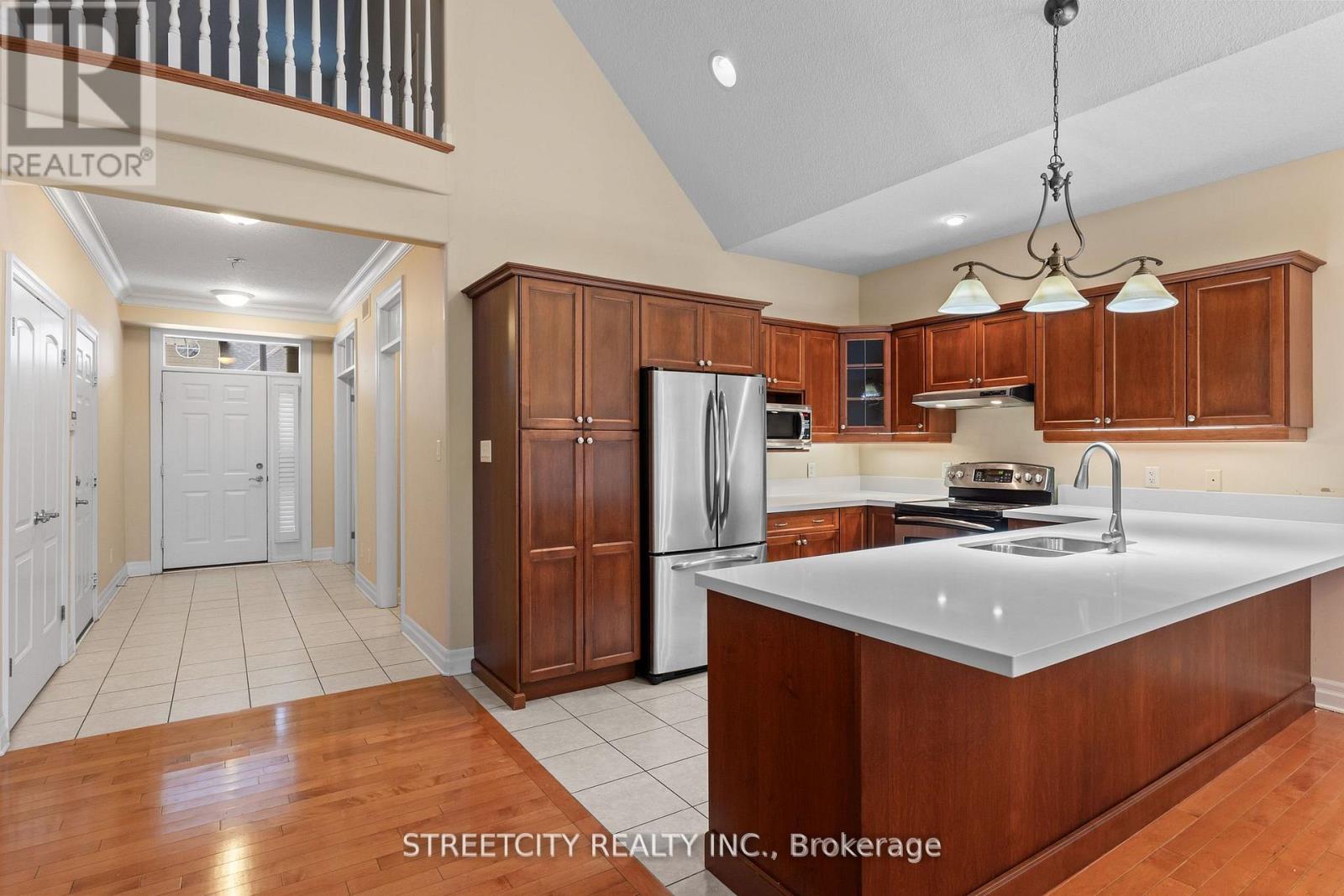 25 - 124 North Centre Road, London North, Ontario  N5X 4R3 - Photo 10 - X12990828