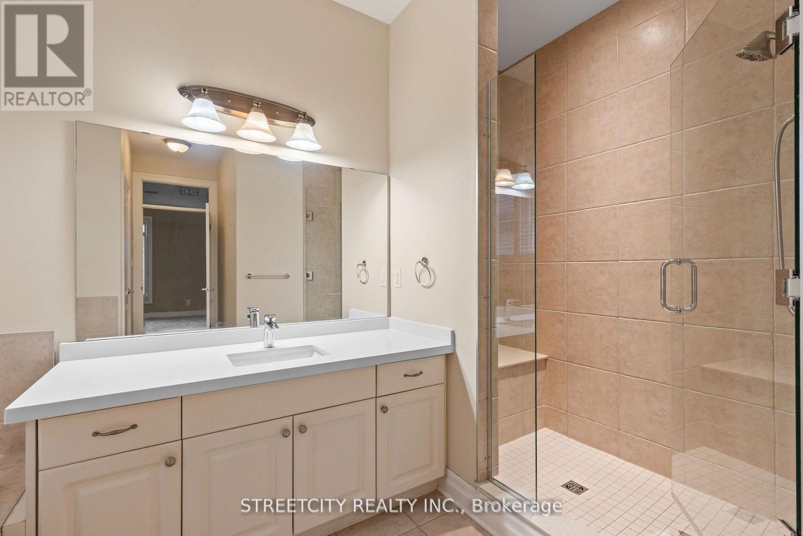 25 - 124 North Centre Road, London North, Ontario  N5X 4R3 - Photo 18 - X12990828