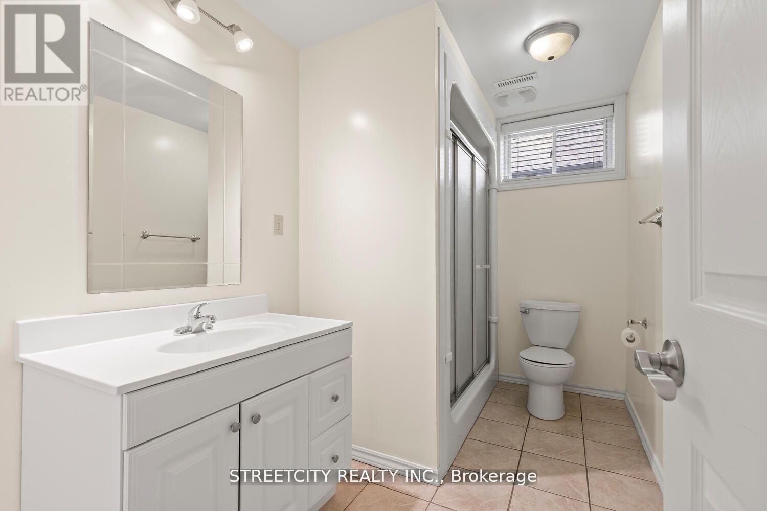 25 - 124 North Centre Road, London North, Ontario  N5X 4R3 - Photo 31 - X12990828