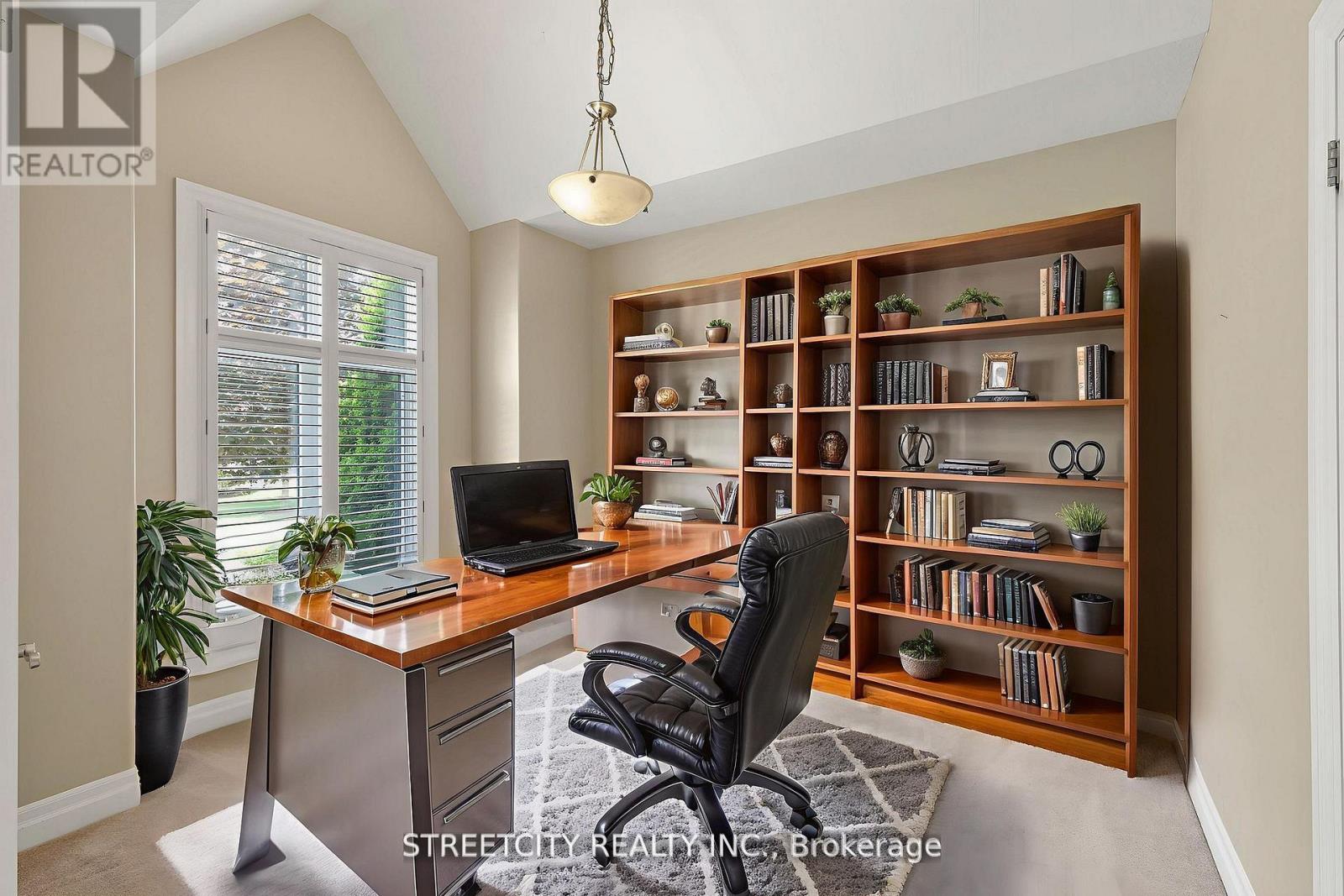 25 - 124 North Centre Road, London North, Ontario  N5X 4R3 - Photo 5 - X12990828