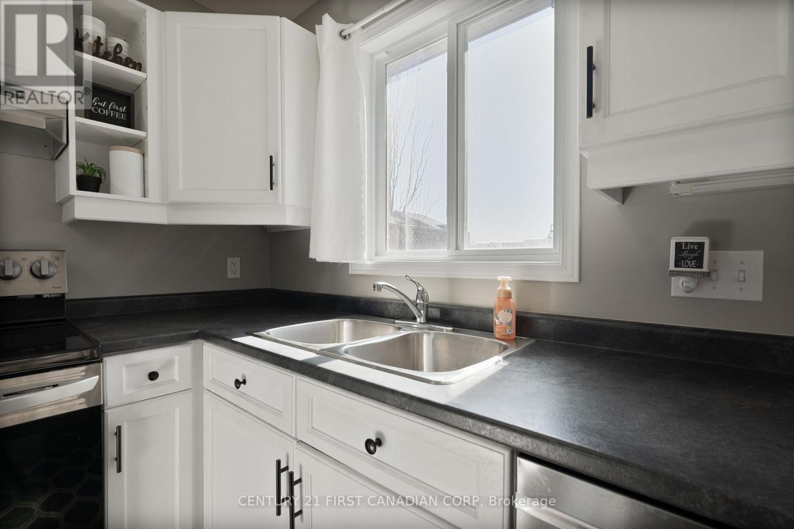 34 - 1320 Savannah Drive, London North, Ontario  N5X 0B7 - Photo 10 - X12990926