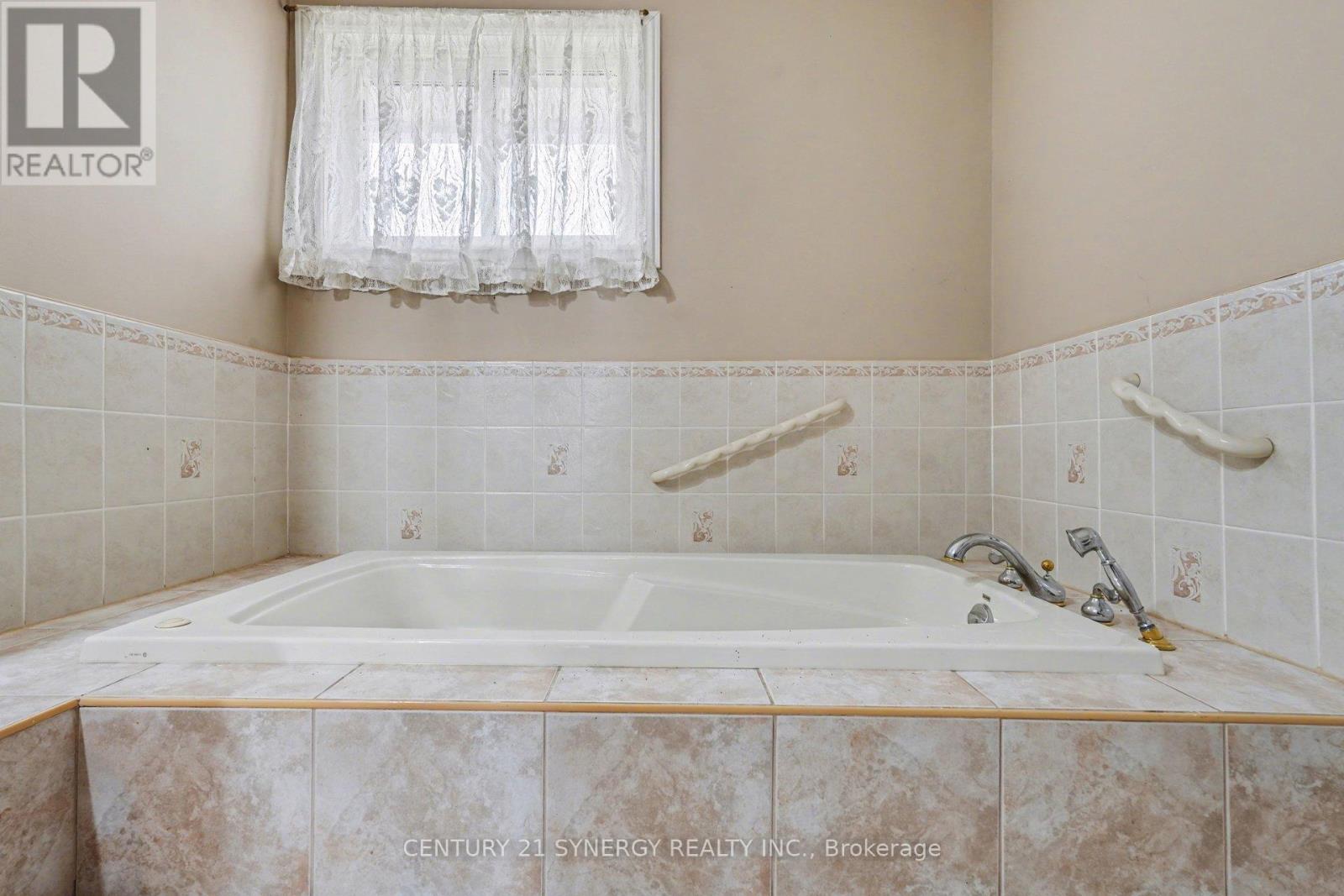 220 Highfield Crescent, Beckwith, Ontario K7C 3P2 - Photo 29 - X12990734