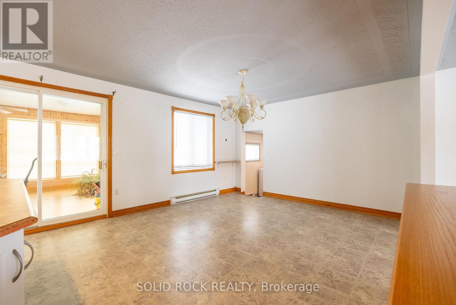 169 Church Street, West Nipissing, Ontario P2B 1H6 - Photo 12 - X12990878