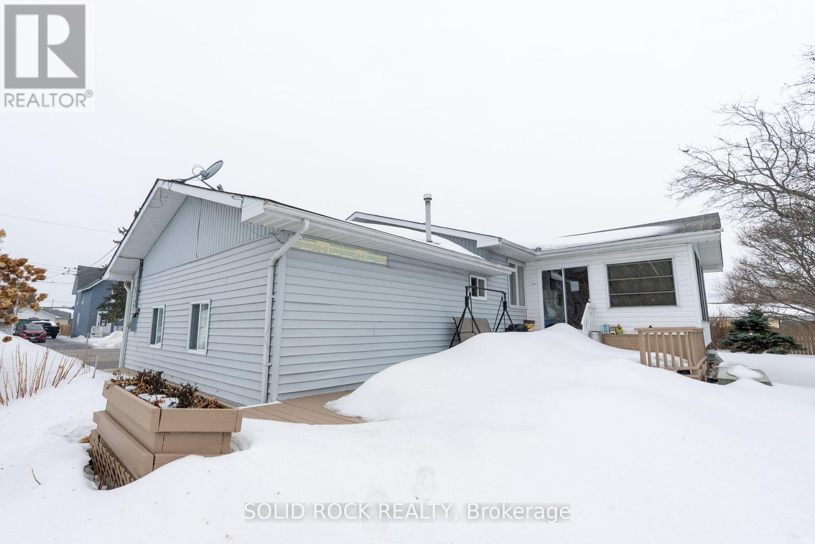 169 Church Street, West Nipissing, Ontario P2B 1H6 - Photo 32 - X12990878