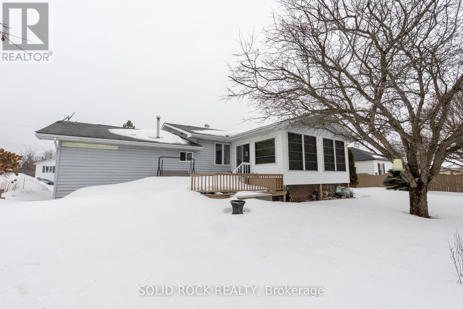 169 Church Street, West Nipissing, Ontario P2B 1H6 - Photo 33 - X12990878