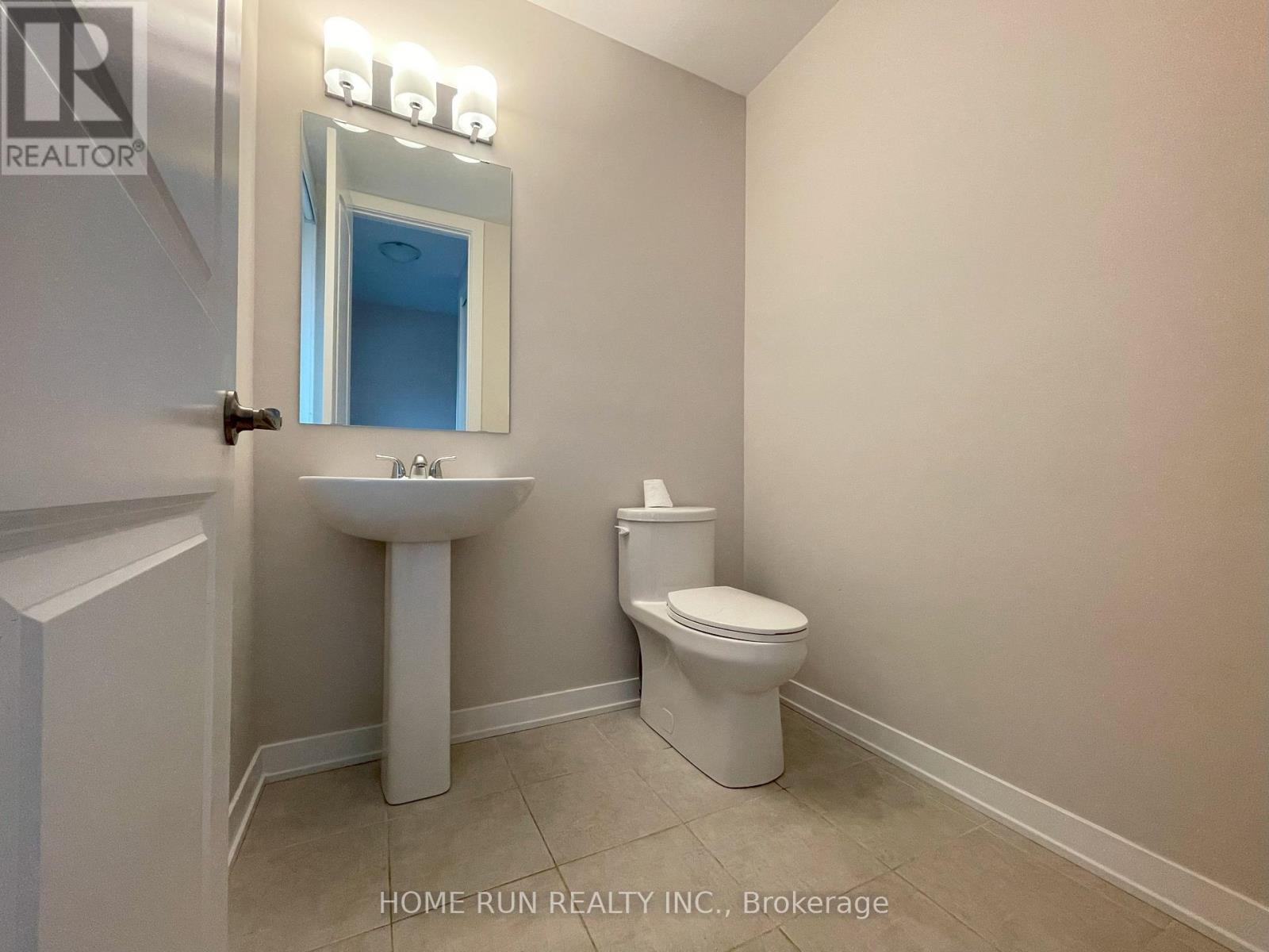 1886 Haiku Street, Ottawa, Ontario K2J 6W7 - Photo 2 - X12990924