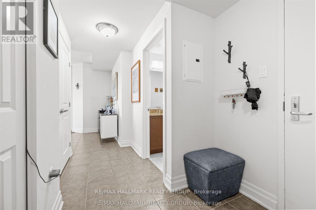 1304 - 90 Landry Street, Ottawa, Ontario K1L 0A9 - Photo 5 - X12990938