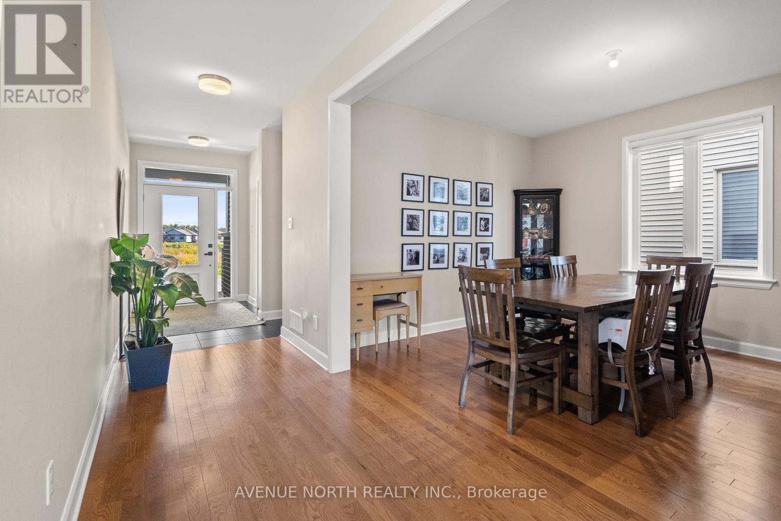 809 Gamble Drive, Russell, Ontario  K4R 0G6 - Photo 4 - X12990978