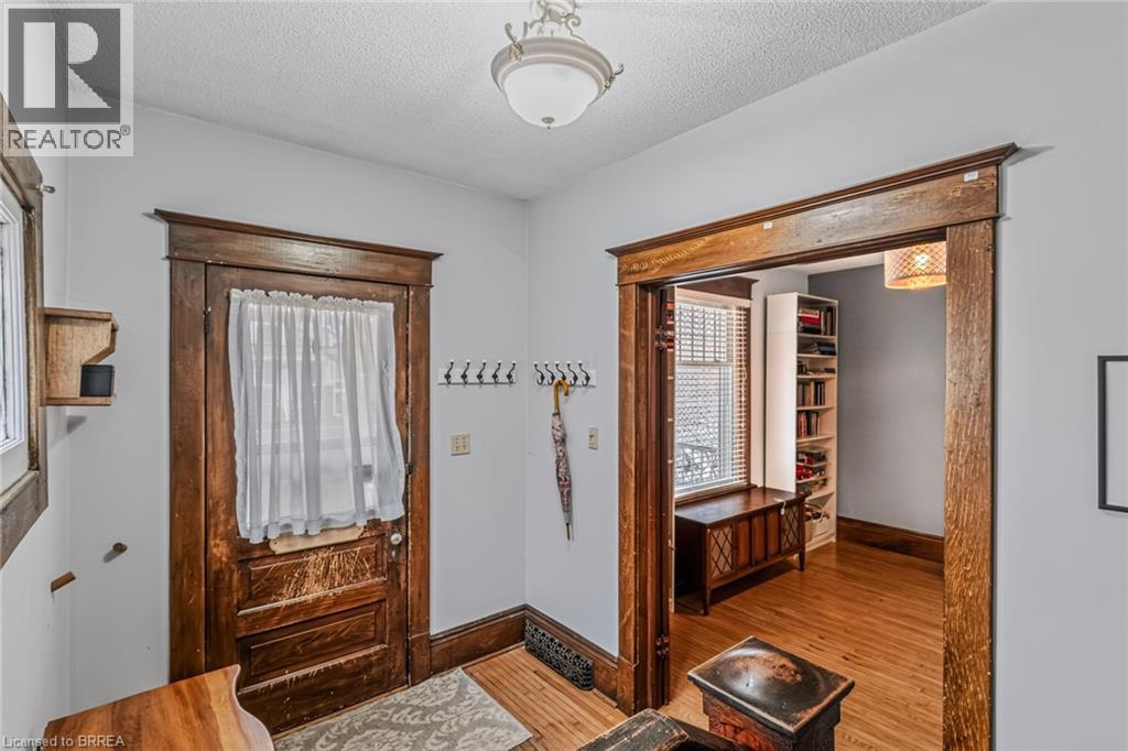 174 Marlborough Street, Brantford, Ontario  N3S 4S9 - Photo 8 - 40818853