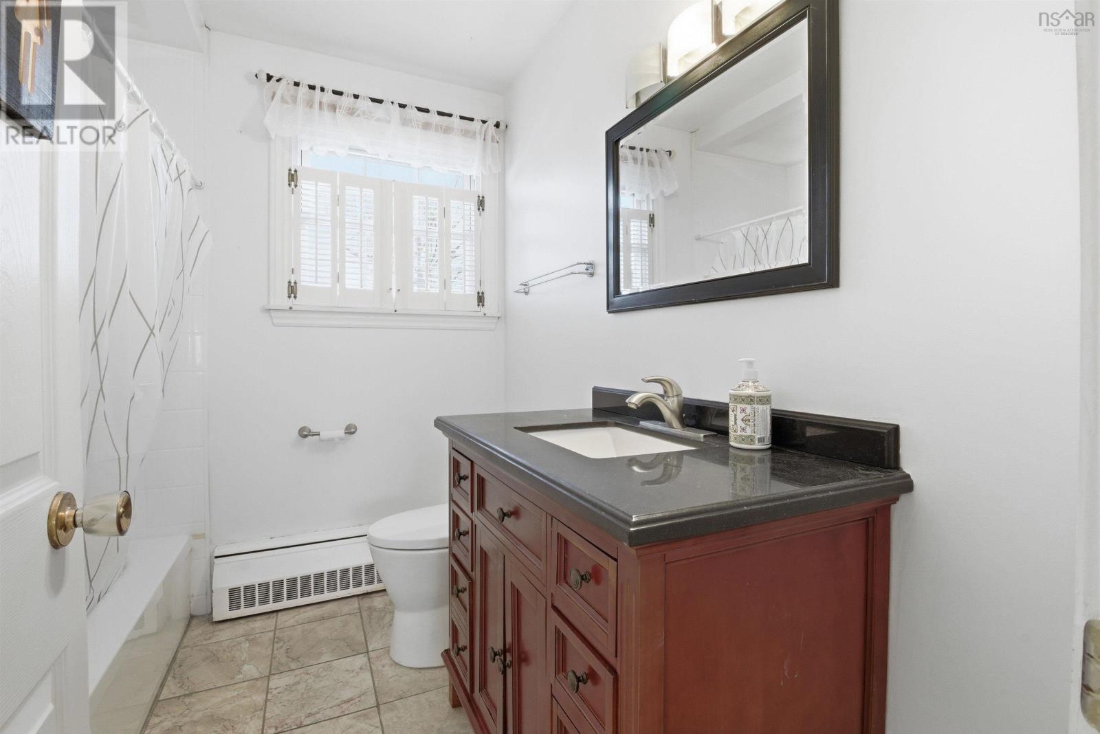 26 Woodcrest Avenue, Halifax, Nova Scotia  B3R 1C4 - Photo 14 - 202606781