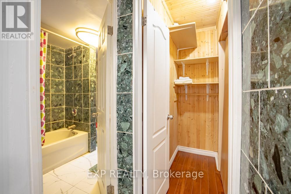 5938 Dunn Street, Niagara Falls, Ontario  L2G 2P1 - Photo 9 - X12990758