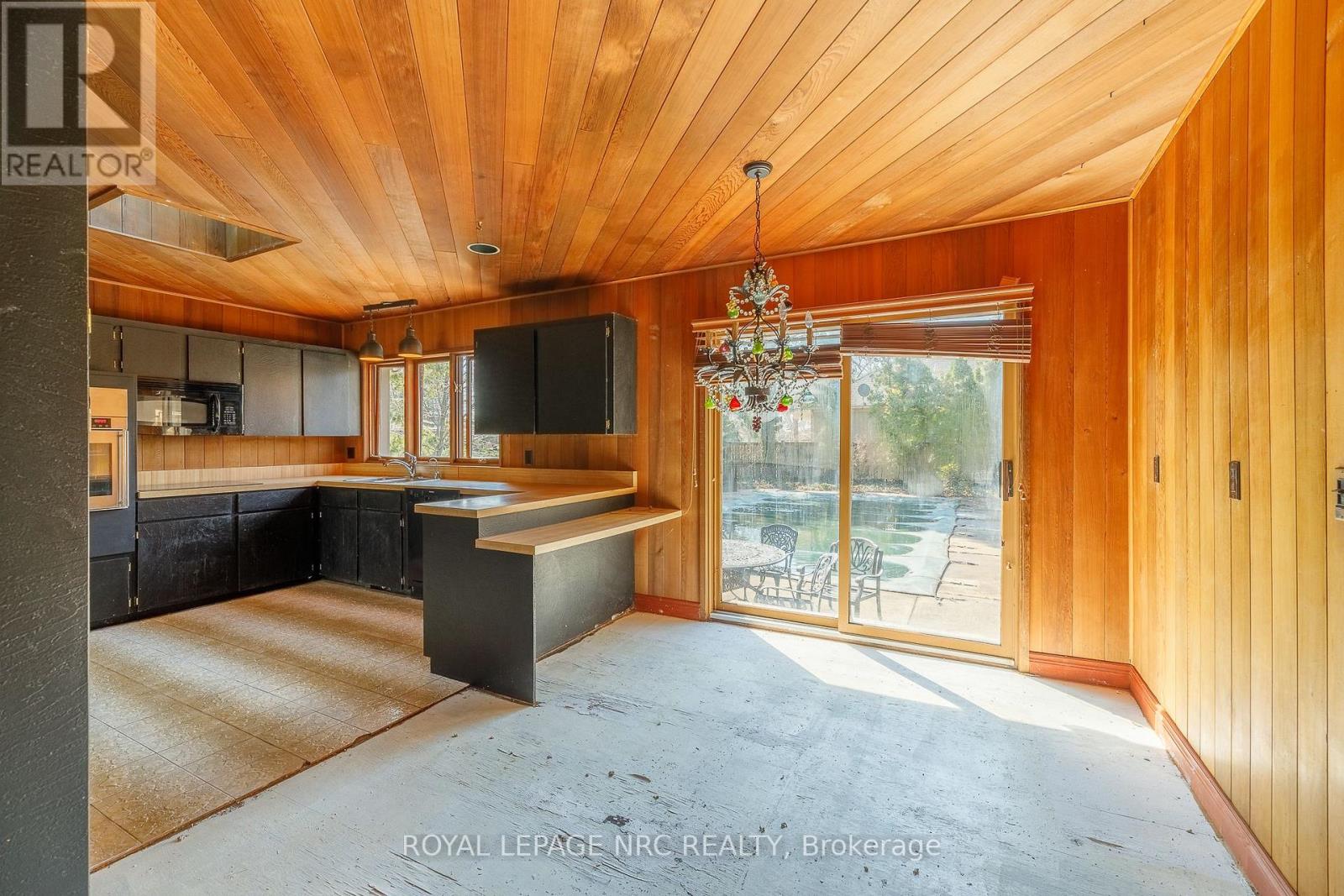 20 Old Coach Road, St. Catharines, Ontario  L2N 2P3 - Photo 13 - X12990982