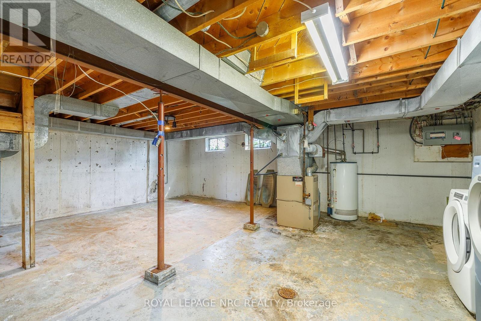 20 Old Coach Road, St. Catharines, Ontario  L2N 2P3 - Photo 30 - X12990982