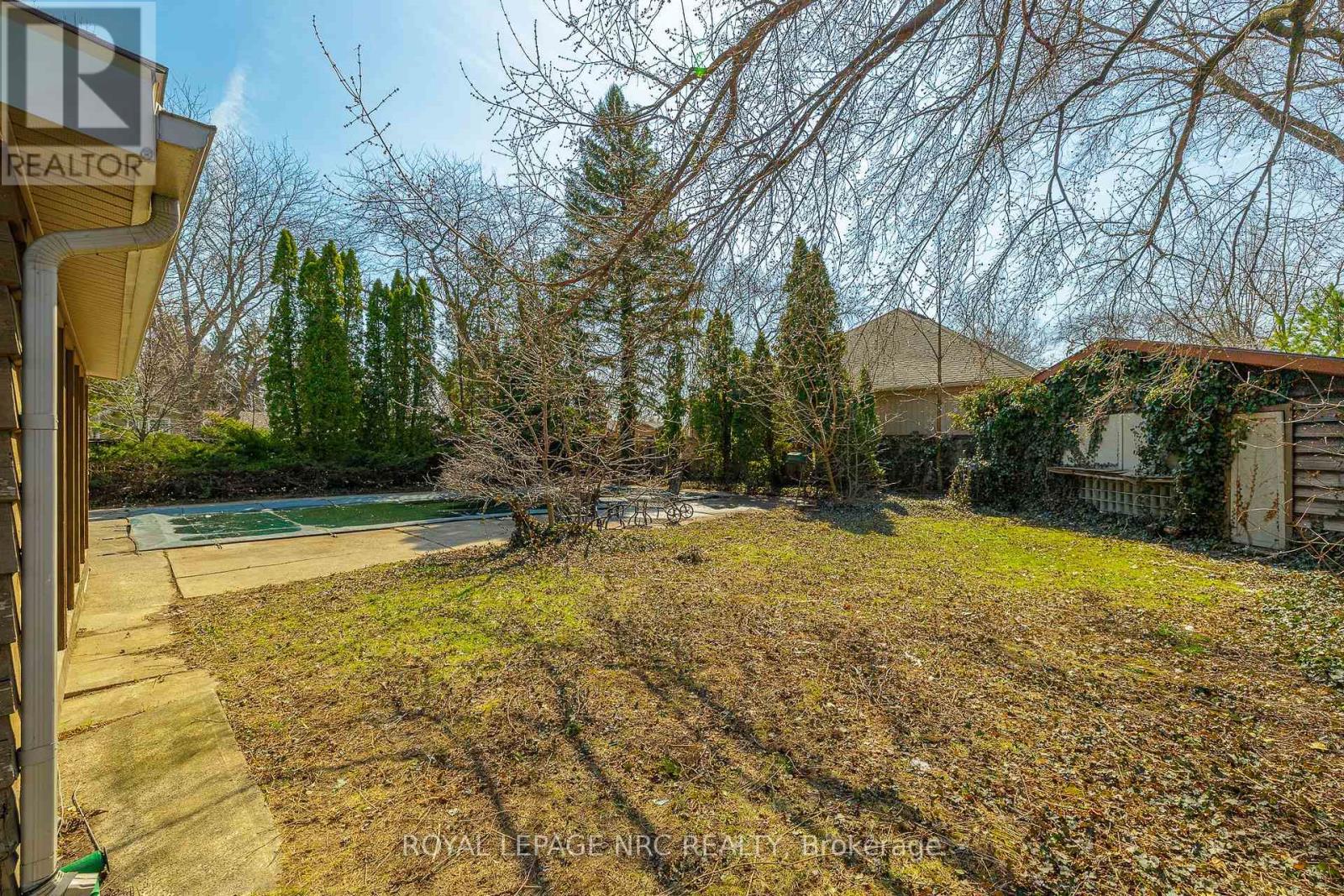 20 Old Coach Road, St. Catharines, Ontario  L2N 2P3 - Photo 31 - X12990982
