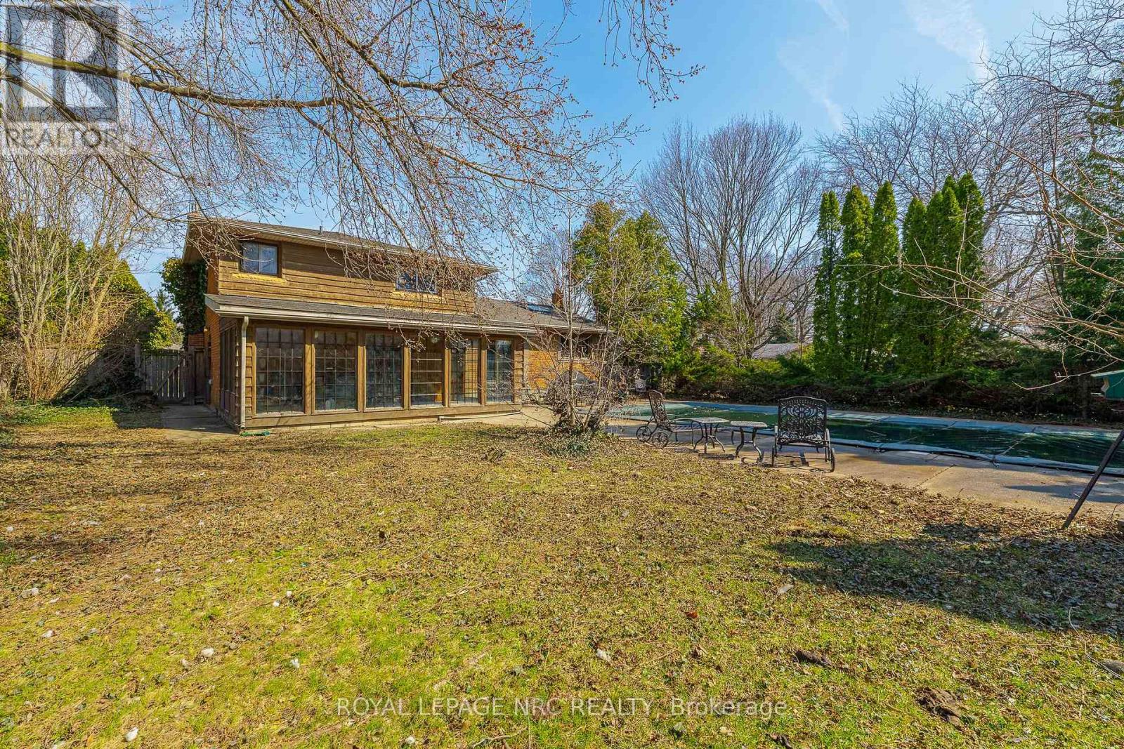 20 Old Coach Road, St. Catharines, Ontario  L2N 2P3 - Photo 32 - X12990982