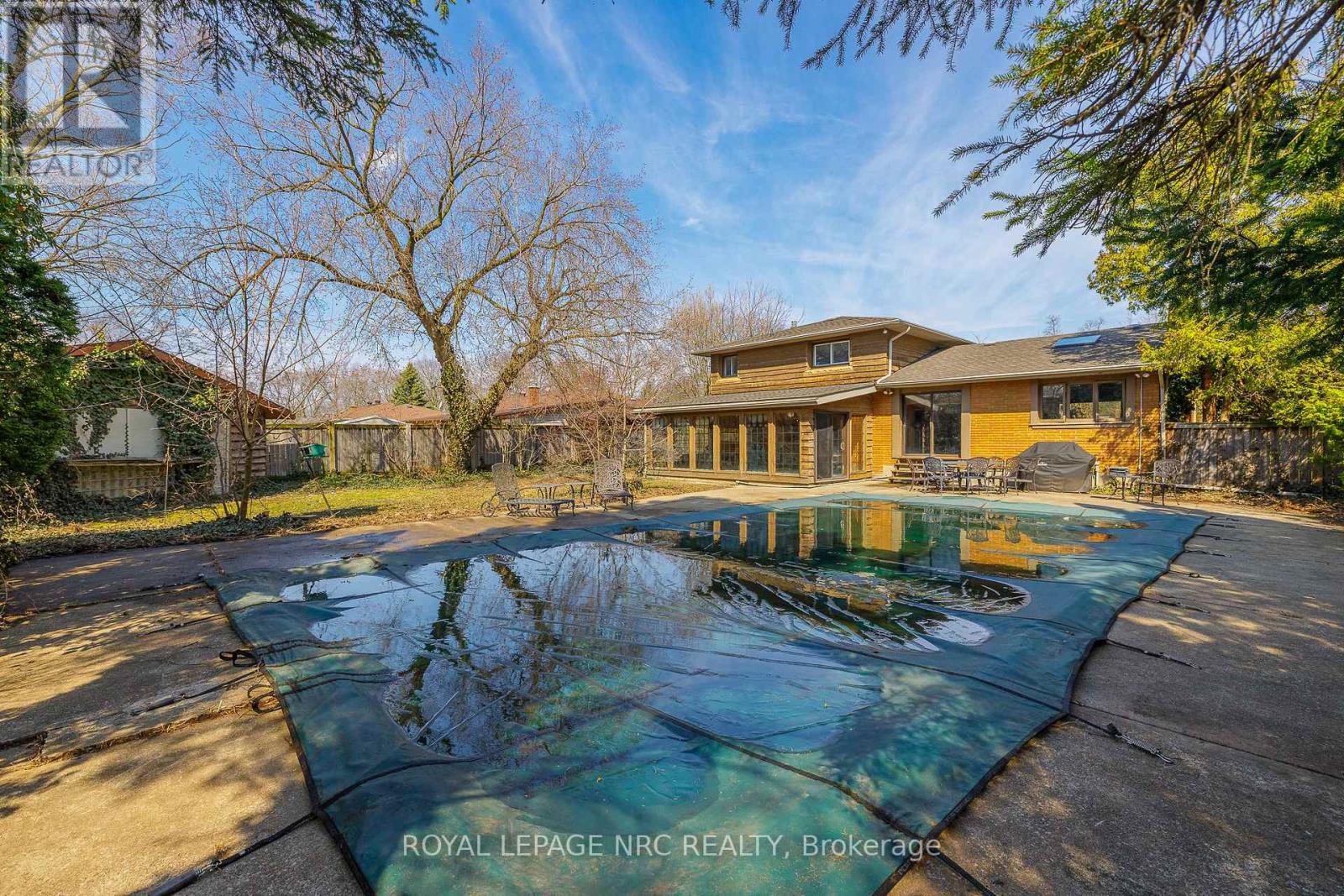 20 Old Coach Road, St. Catharines, Ontario  L2N 2P3 - Photo 33 - X12990982