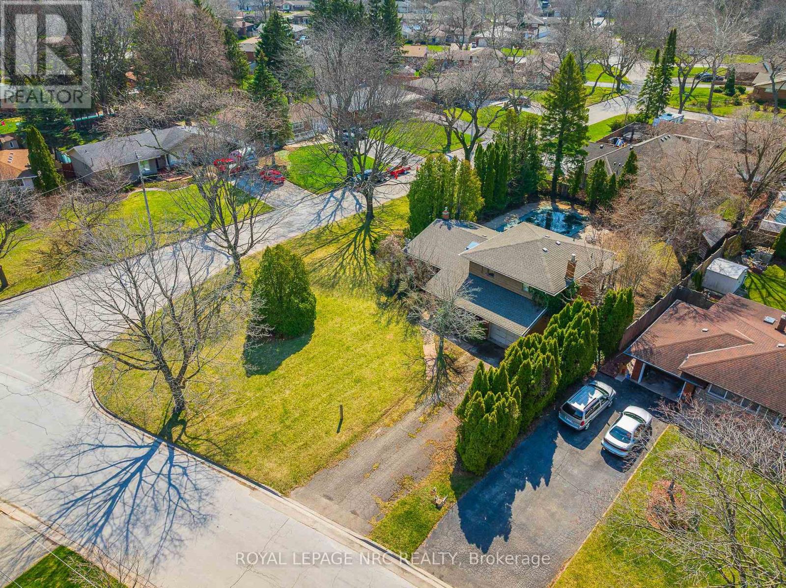 20 Old Coach Road, St. Catharines, Ontario  L2N 2P3 - Photo 35 - X12990982