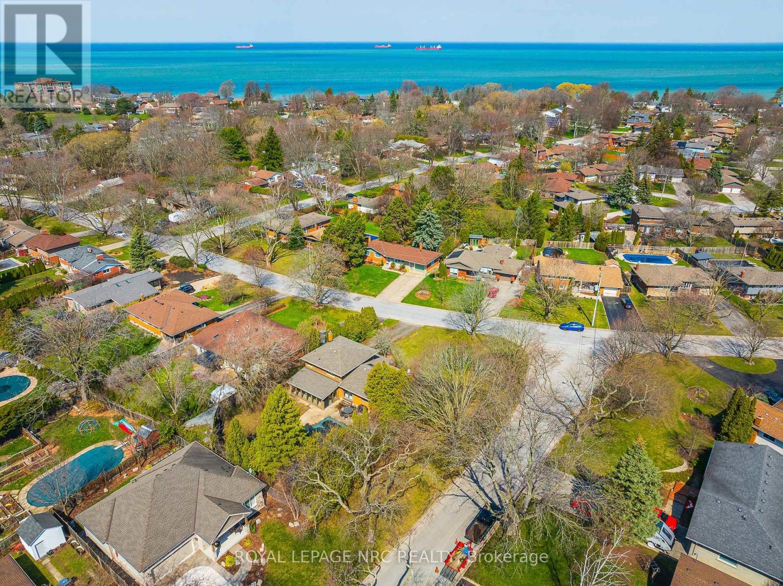 20 Old Coach Road, St. Catharines, Ontario  L2N 2P3 - Photo 41 - X12990982