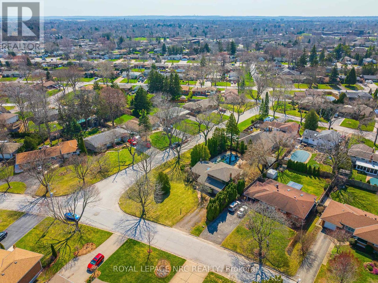 20 Old Coach Road, St. Catharines, Ontario  L2N 2P3 - Photo 44 - X12990982