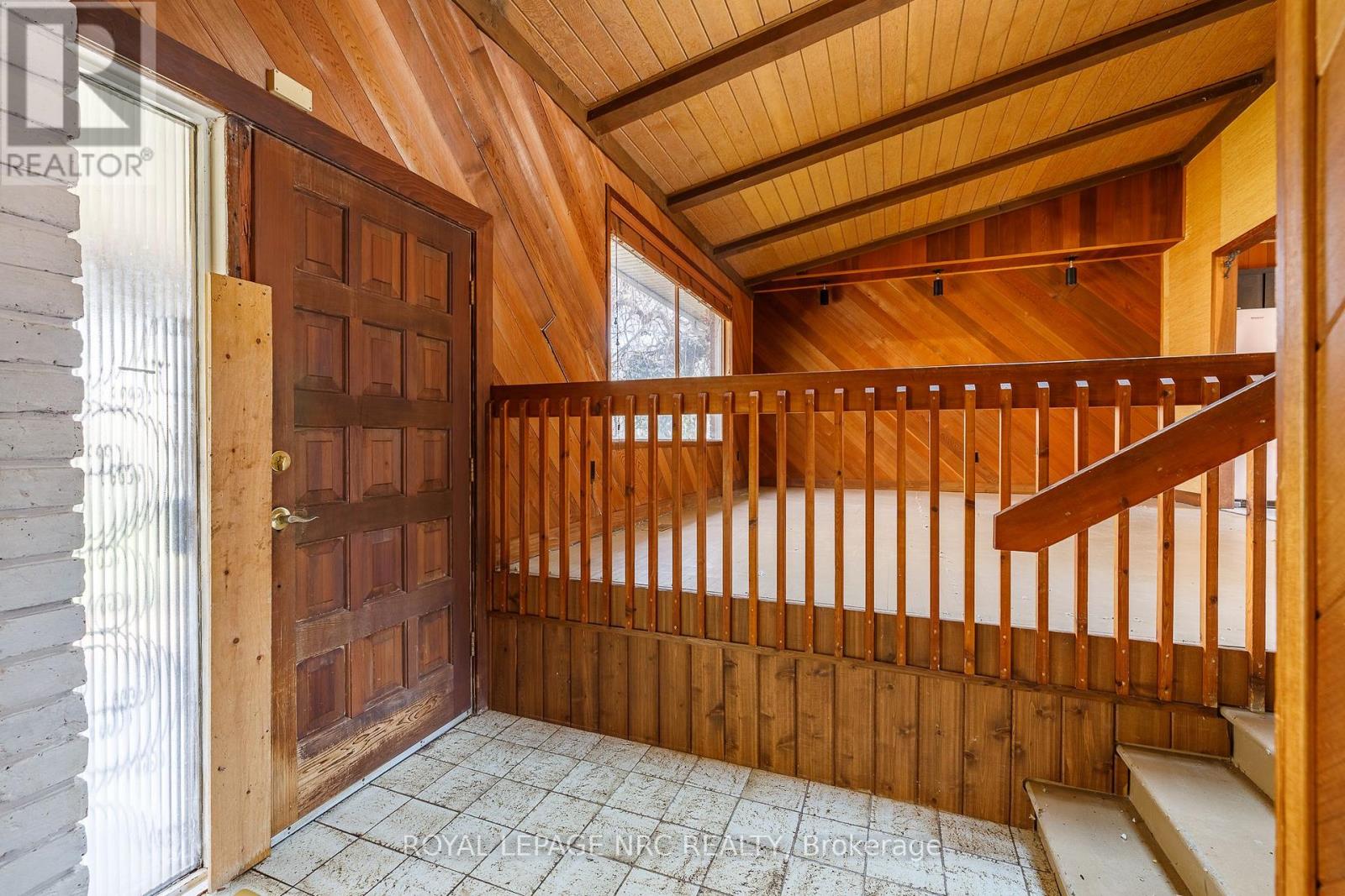 20 Old Coach Road, St. Catharines, Ontario  L2N 2P3 - Photo 6 - X12990982