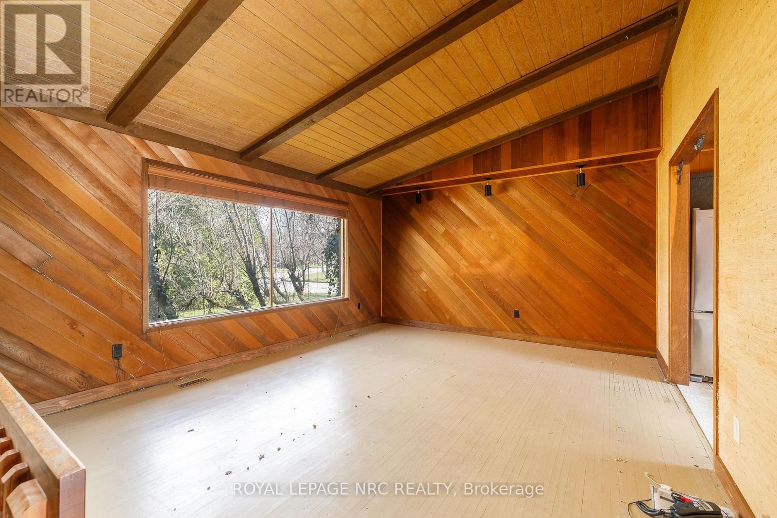 20 Old Coach Road, St. Catharines, Ontario  L2N 2P3 - Photo 8 - X12990982