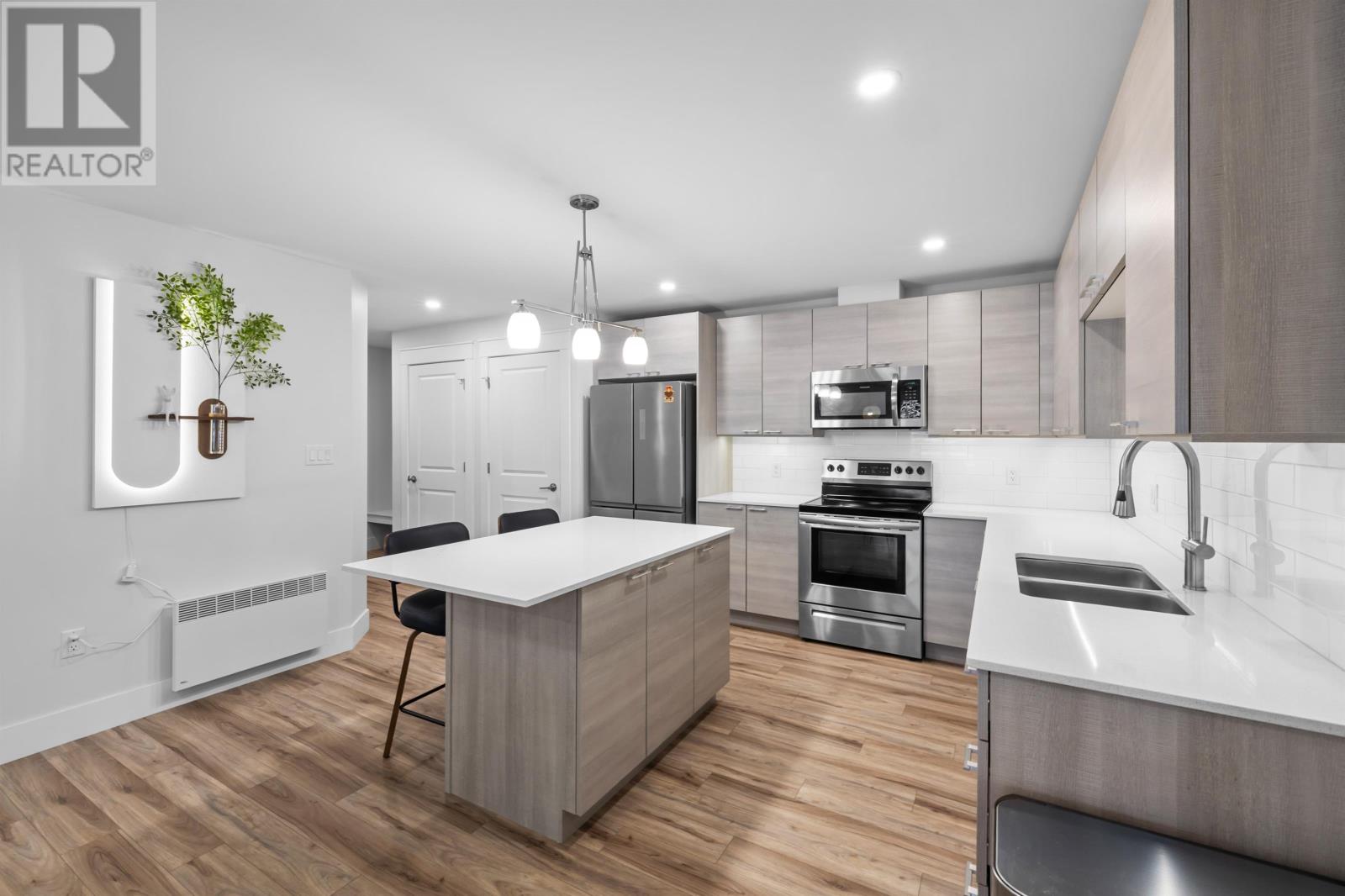 206 562 Malpeque Road, Charlottetown, Prince Edward Island  C1E 0J4 - Photo 8 - 202607191