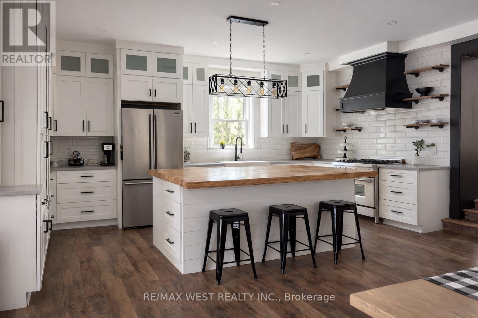 4532 Line 5 N, Oro-Medonte, Ontario  L0L 1V0 - Photo 5 - S12935582