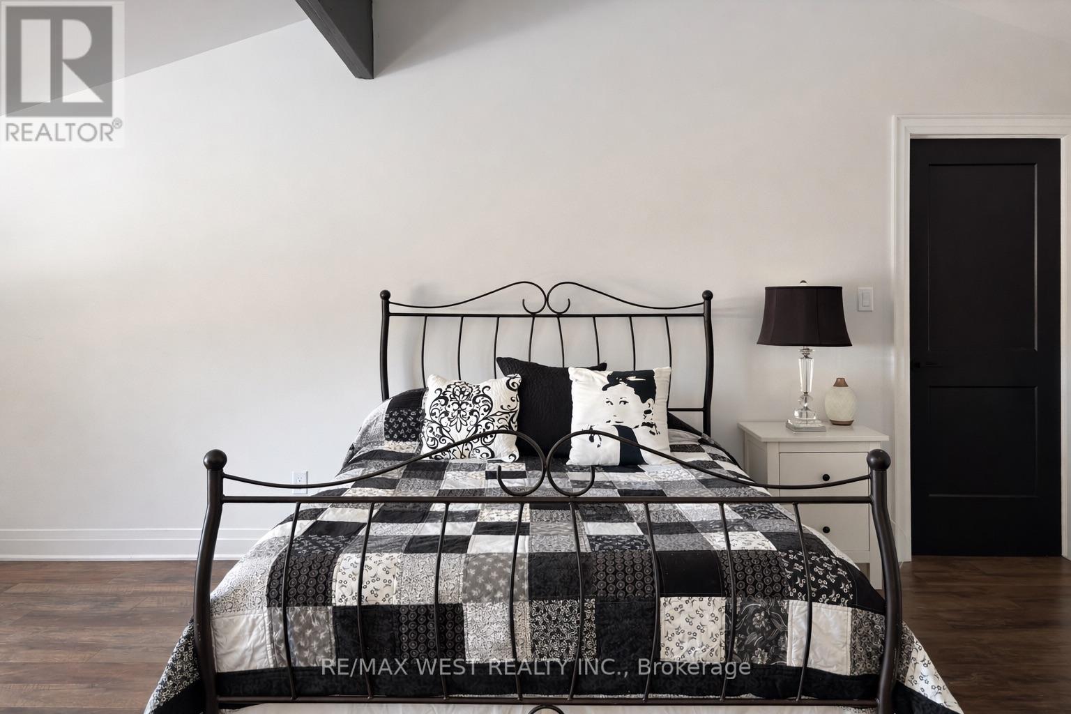 4532 Line 5 N, Oro-Medonte, Ontario  L0L 1V0 - Photo 17 - S12935582