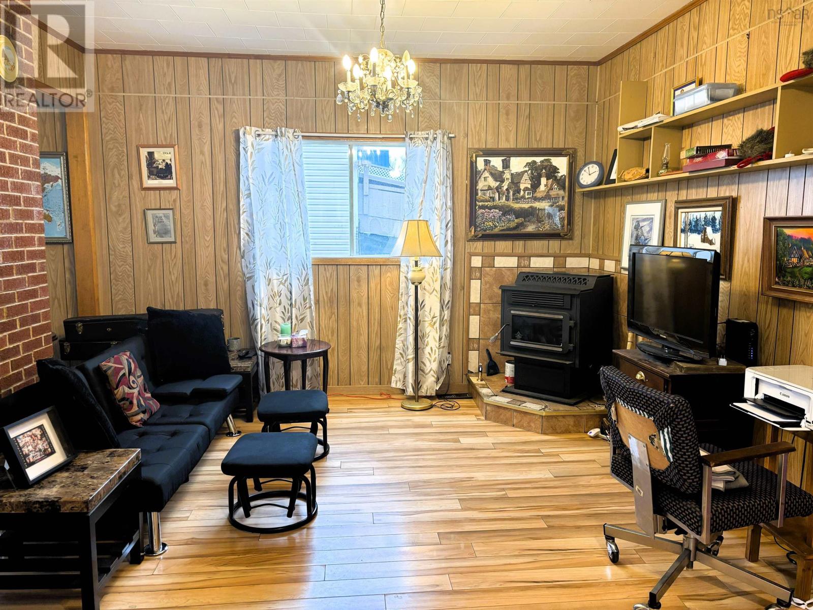 49 Chapel Street, Parrsboro, Nova Scotia  B0M 1S0 - Photo 27 - 202607186