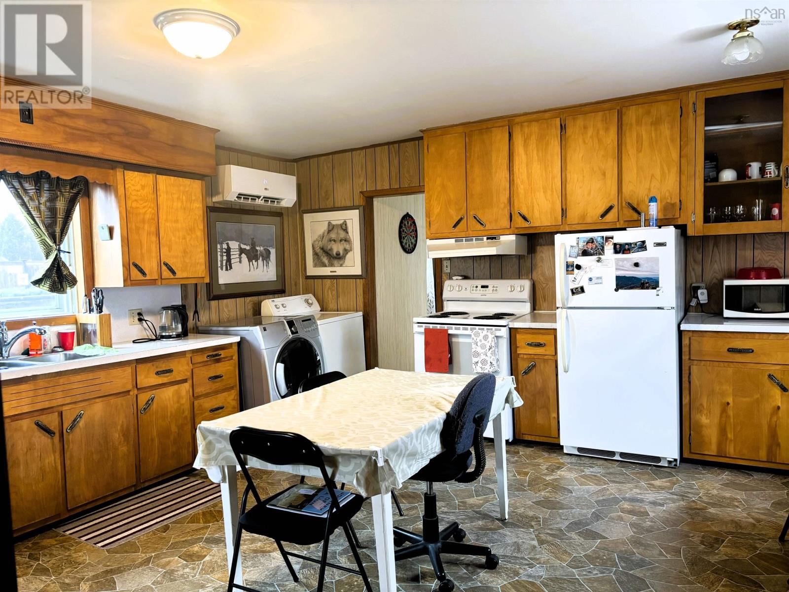 49 Chapel Street, Parrsboro, Nova Scotia  B0M 1S0 - Photo 9 - 202607186