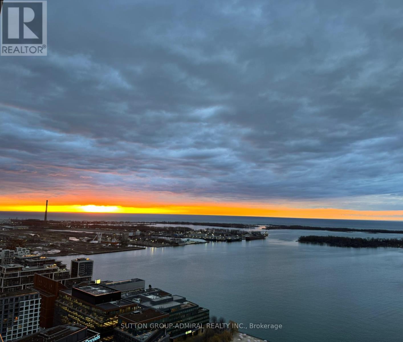 4810 - 138 Downes Street, Toronto, Ontario  M5E 0E4 - Photo 14 - C12990780