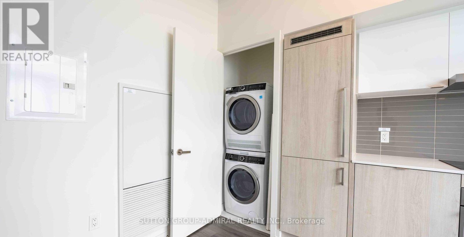 4810 - 138 Downes Street, Toronto, Ontario  M5E 0E4 - Photo 3 - C12990780