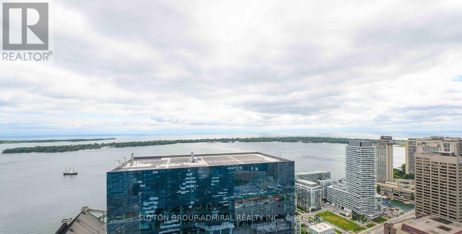 4810 - 138 Downes Street, Toronto, Ontario  M5E 0E4 - Photo 8 - C12990780