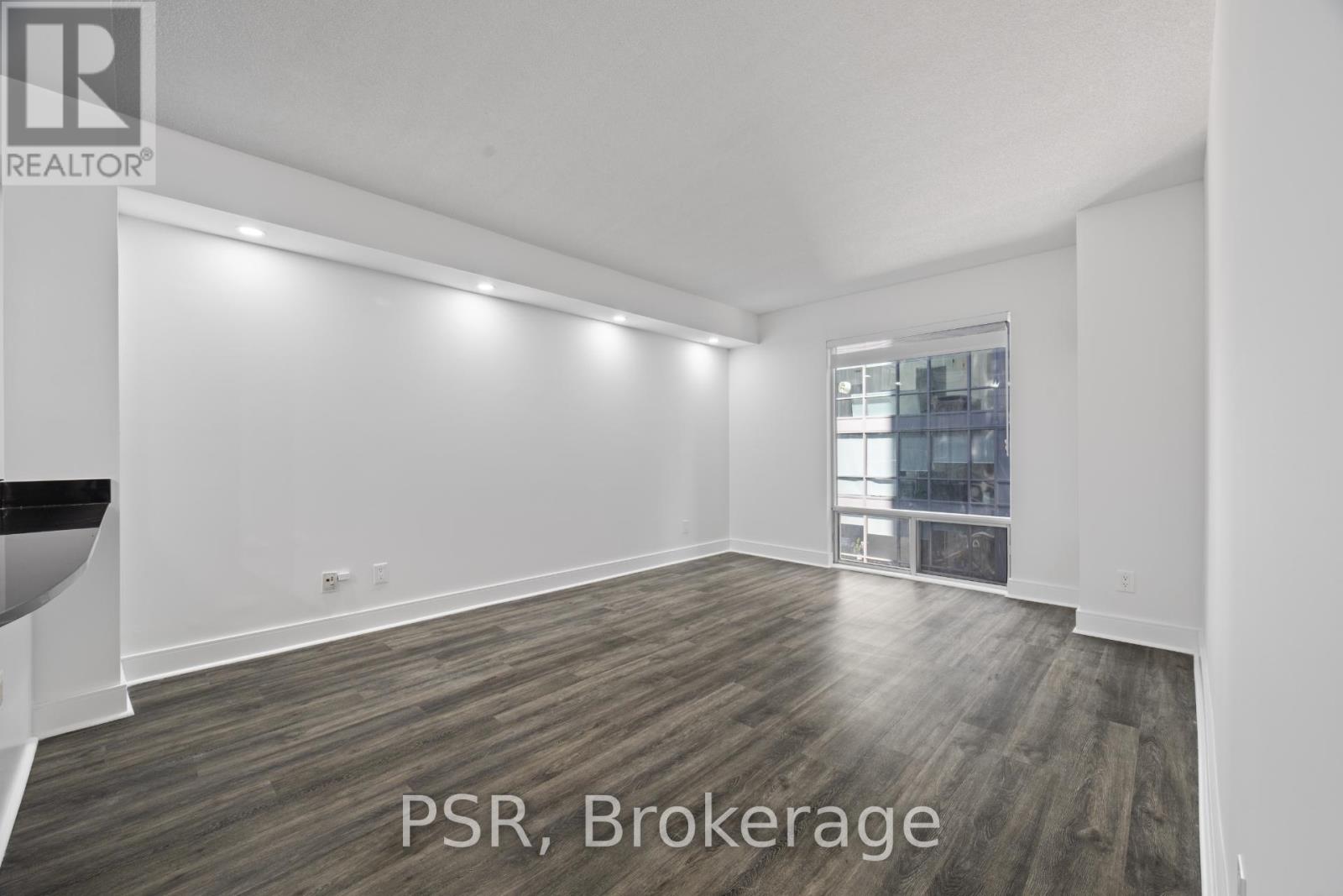 920 - 50 John Street, Toronto, Ontario  M5V 3T5 - Photo 4 - C12990836