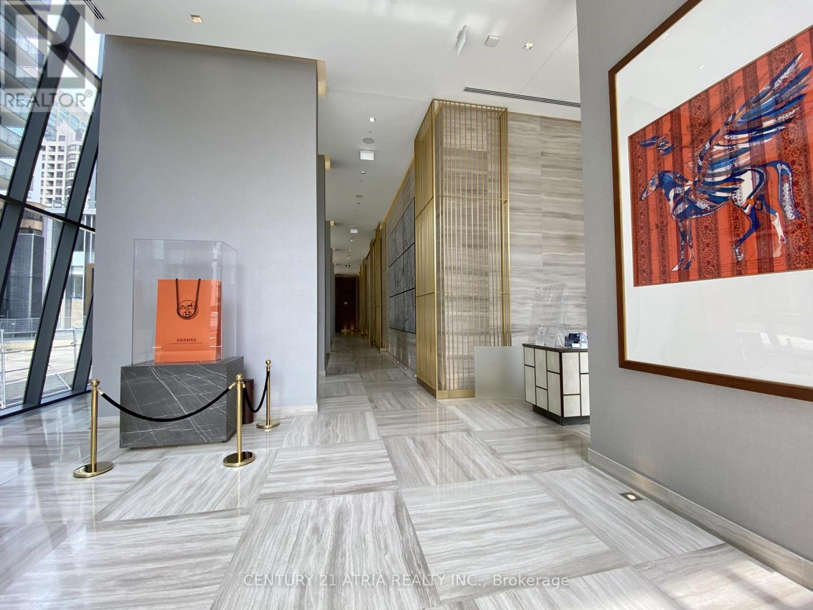 901 - 50 Charles Street E, Toronto, Ontario  M4Y 0C3 - Photo 4 - C12990868