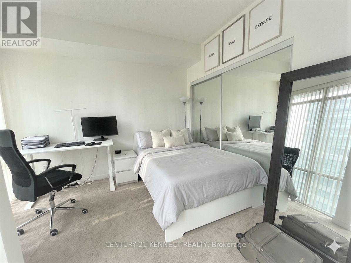 608 - 832 Bay Street, Toronto, Ontario  M5S 1Z6 - Photo 4 - C12990896