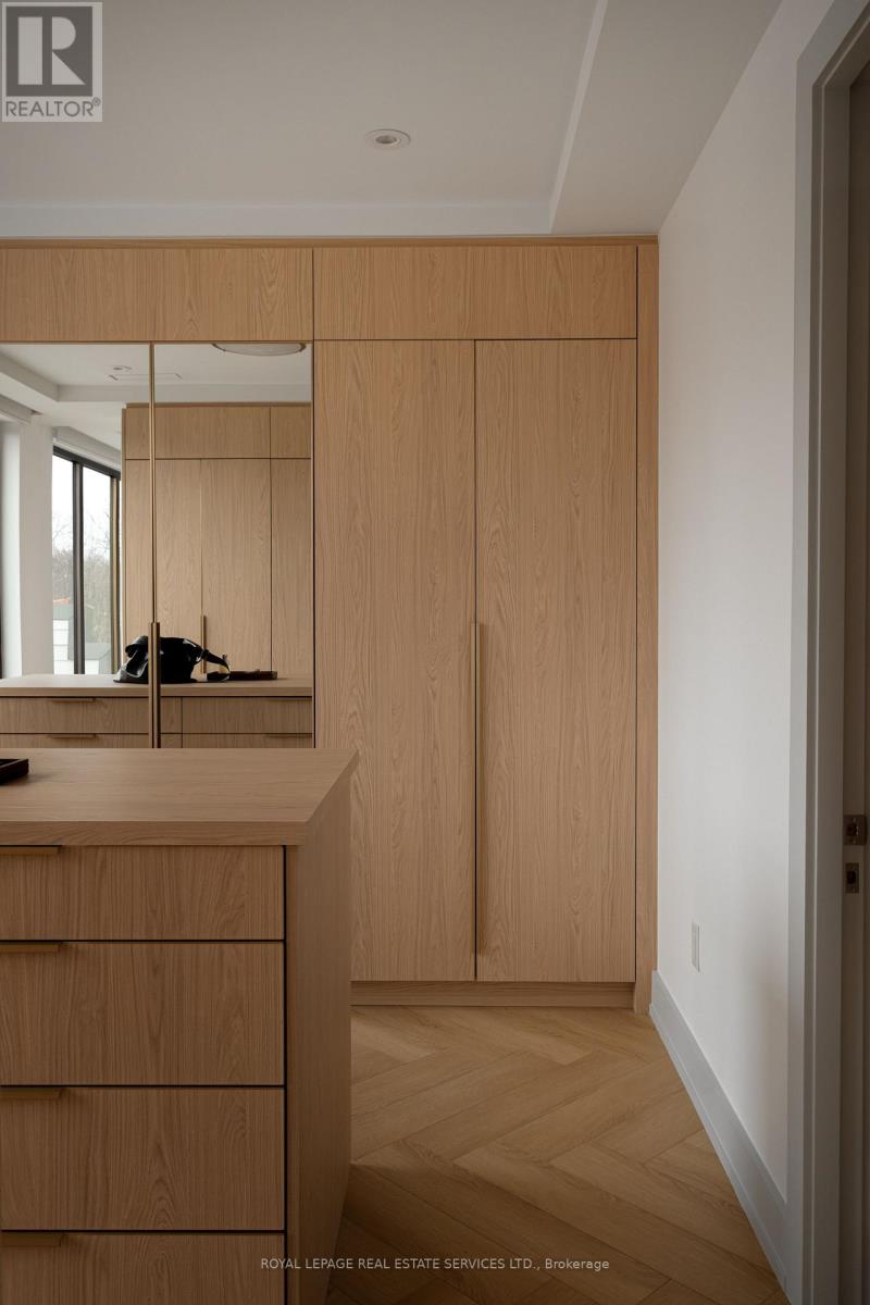 Fourth Level - 32 Rowanwood Avenue, Toronto, Ontario  M4W 1Y7 - Photo 17 - C12990900