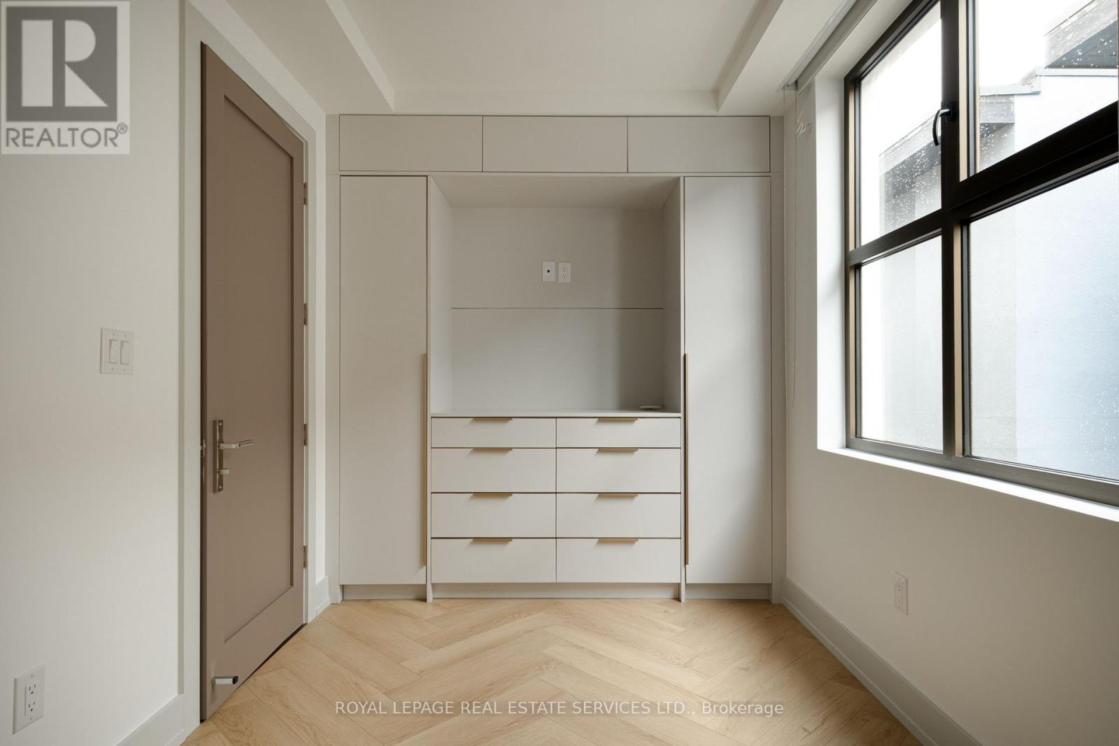 Fourth Level - 32 Rowanwood Avenue, Toronto, Ontario  M4W 1Y7 - Photo 30 - C12990900