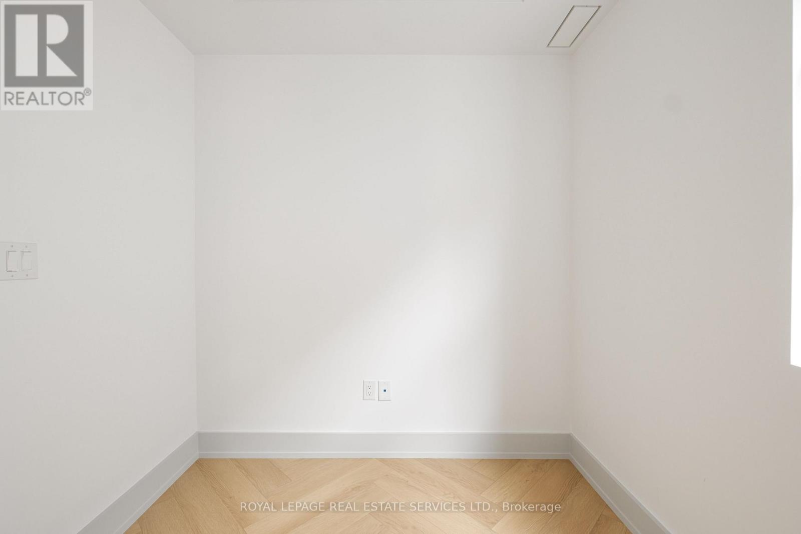 Fourth Level - 32 Rowanwood Avenue, Toronto, Ontario  M4W 1Y7 - Photo 37 - C12990900