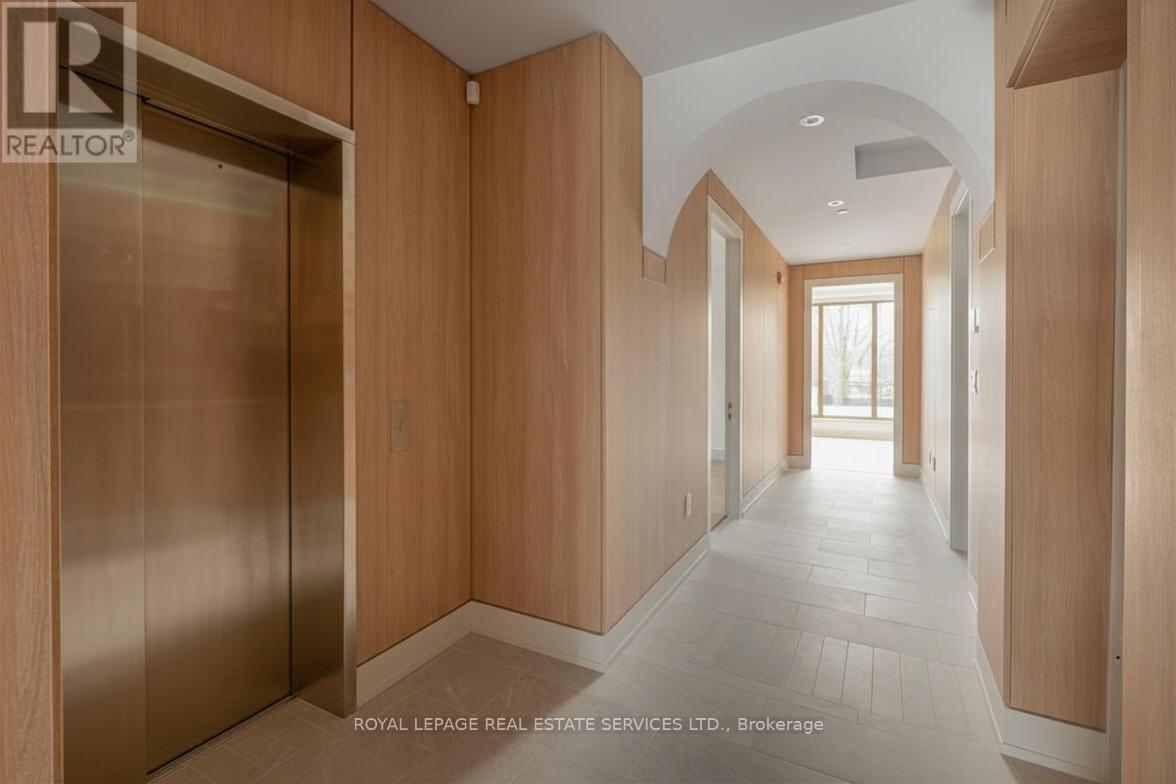 Fourth Level - 32 Rowanwood Avenue, Toronto, Ontario  M4W 1Y7 - Photo 6 - C12990900