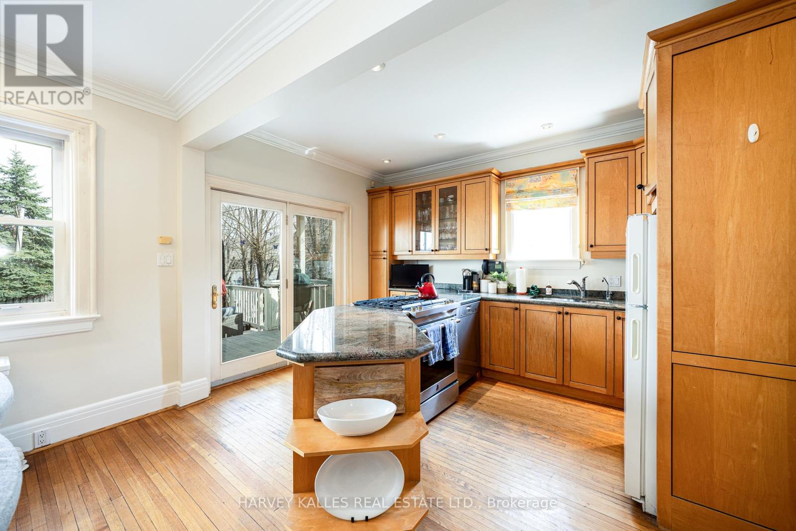 370 St Clements Avenue, Toronto, Ontario  M5N 1M1 - Photo 15 - C12991084